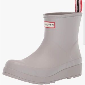 women’s hunter rain boots!